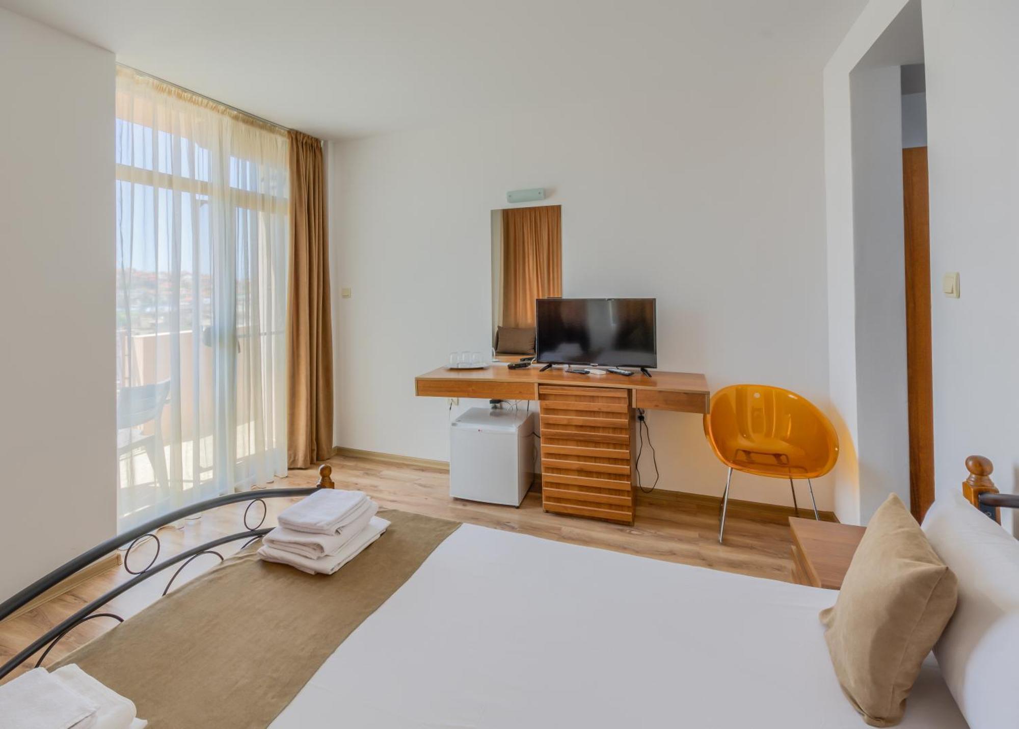Hotel Odyssey Sozopol Buitenkant foto